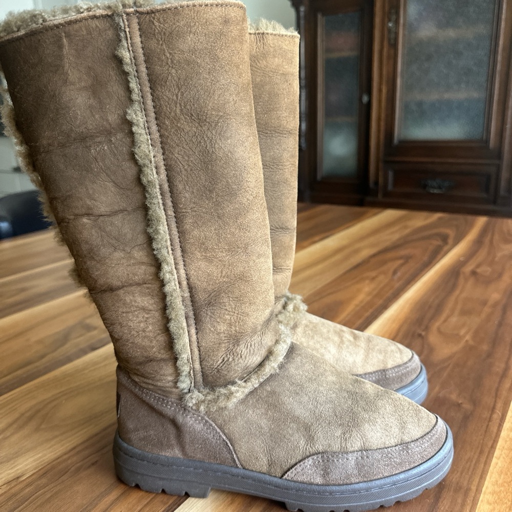 UGG Sundance Tall Brown